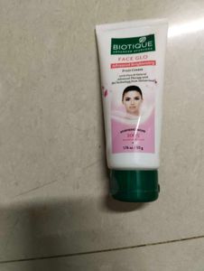 Biotique Face Glow Advanced Brightening Cream