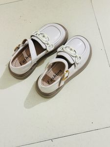White Mary Jane Shoes For  Bby Girls