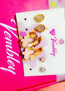 Vembley Earings And a Set Of hairpin