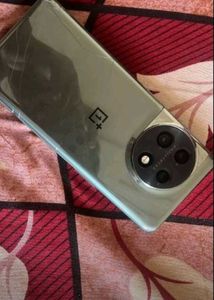 OnePlus 11 - Great Condition!