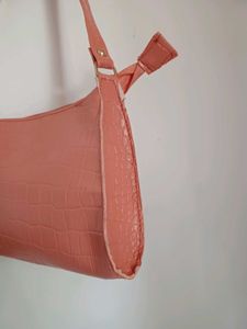 🆕️ Trending Baguette Handbag 👜