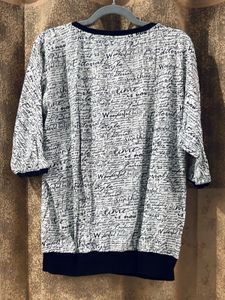 MAX - Stylish Graphic Print Top
