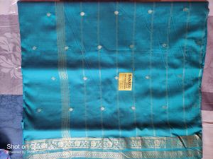 We Are Selling A Beautiful Banarsi Saree.