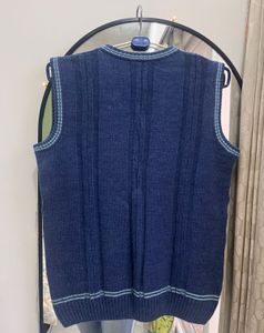 Oversized Cable Knit Sweater Vest
