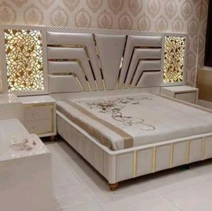 King Size Double Bed ₹19900