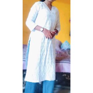 White Kurti