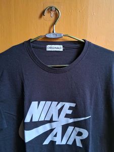 Black Tshirt