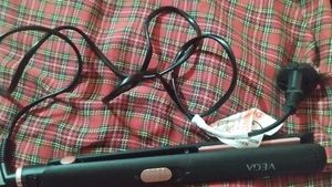 Vega Hair Straightener