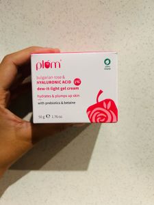 Plum Bulgarian Rose And Hyaluronic Moisturiser