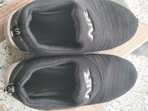 Black Sneakers