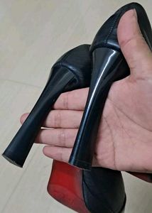 Leather Heel