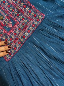 Blue Embroidered Aalia Cut Kurta With Zari Work