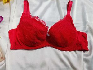 🇳🇿💫🎀 Elegant Red Lace Bra