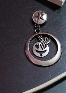 3 Pieces Of Brooches Pin
