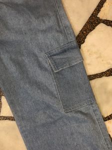 Wide Leg Cargo Jeans