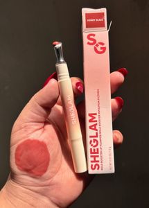 Sheglam Lip Booster Plumping Gloss :- Honey Glaze