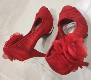 Red Pencil Heels With Flower Patch