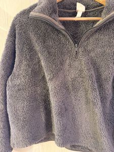 H&amp;M Collar Zip Sweater