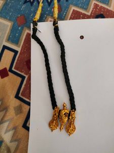 Elegant Black Thread Necklace