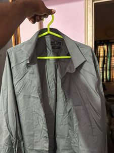 Men&#39;s Dress Shirt - Slim Fit