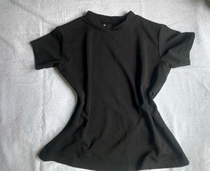 Black Mock Neck Top - XL
