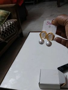 Beautiful Moti Earing Gold Plated