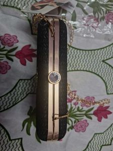 Lavie Black Clutch