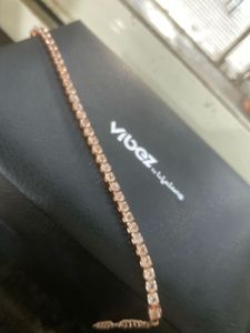 Elegant Gold Bracelet