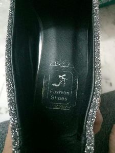 Women heel sandal