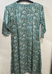 Floral Print Top (Size L)