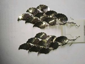 Leaf Drop Earrings new Hai