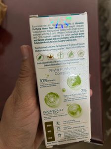 Himalaya Purifying Neem Face Serum