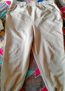 Women's Daily Wear Trousers