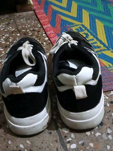 Stylish Black &amp; White Sneakers