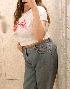 Cute White Tee w/ Pink Bow