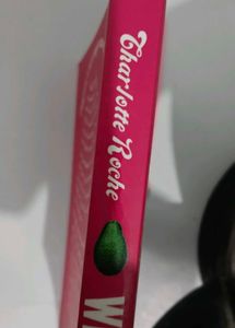 Bizzare book 🔥 🌚📚 WETLANDS by Charlotte Roche