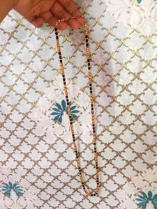 Elegant Beaded Necklace & Gold Plated Chain