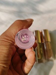 moist heist Lip Oil  - Swiss Beauty