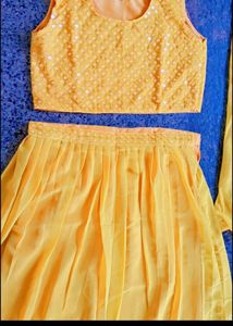 Top Skirt With Surag
