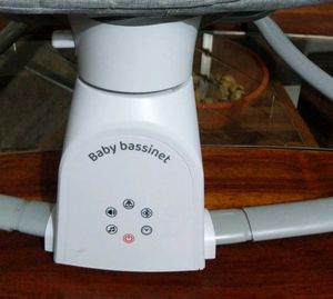 5 Point Safety Electric Swing Baby Bassinet+ Music