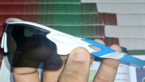 UV PROTECTED CRICKET SUNGLASSES