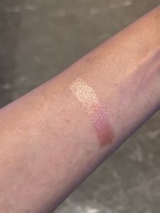 Estee Lauder Pure Color Envy Lipstick – Shade: 111