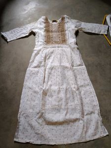 Women Like New Kurta Set With Dupatta