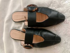 H&amp;M  black sandal