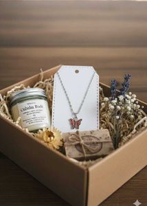 Butterfly Pendant Necklace (it&#39;s fully untouched)