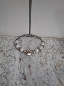 Pearl &amp; Rhinestone bracelet🫶🏻