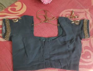 Elegant Grey &amp; Gold Saree