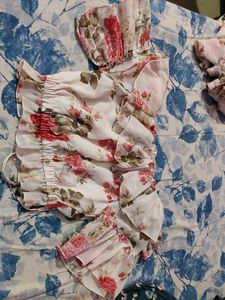 Floral Ruffle Crop Top