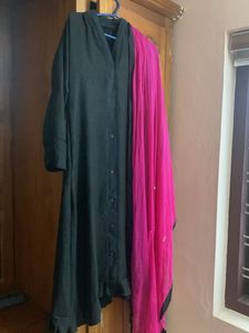 Black Top&amp;dupatta
