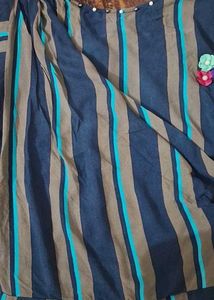 Striped Women&#39;s Top